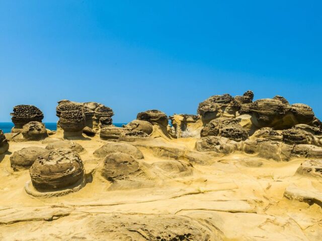 番仔澳公園「きのこ岩」