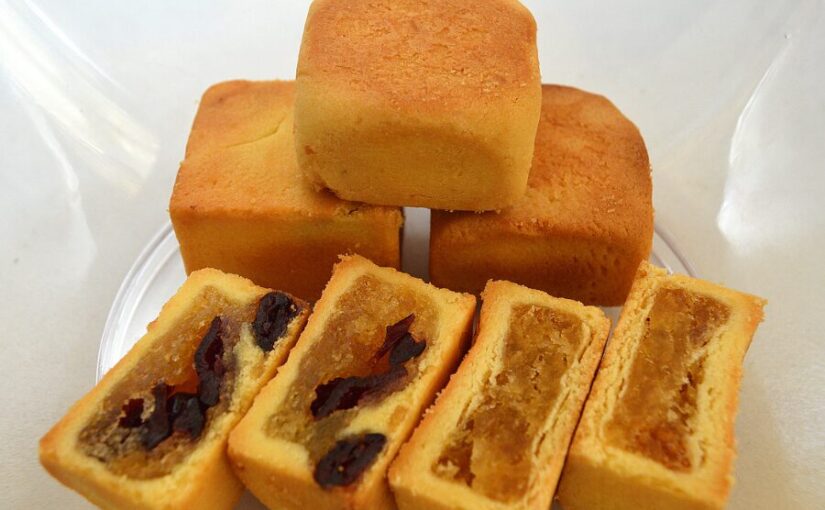 パイナップルケーキ