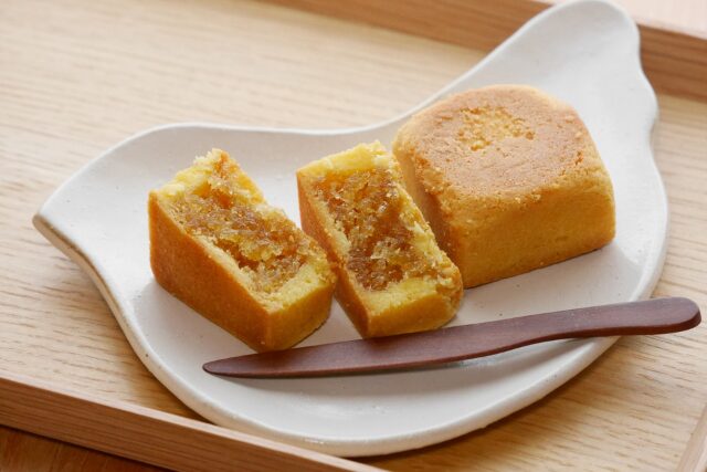 パイナップルケーキ