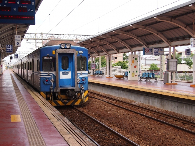 台湾　電車