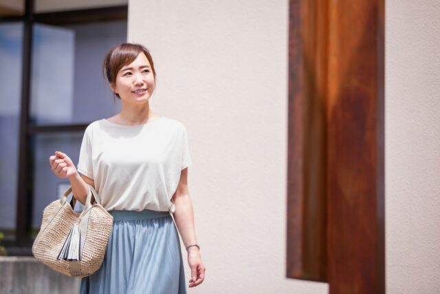 半袖　春服　女性